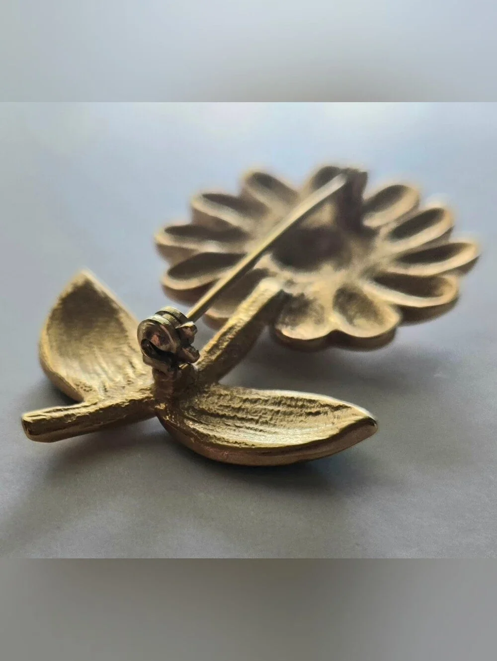 Vintage Mid Century Metal Enamel Flower Brooch White Daisy w/ Stem & Leaves